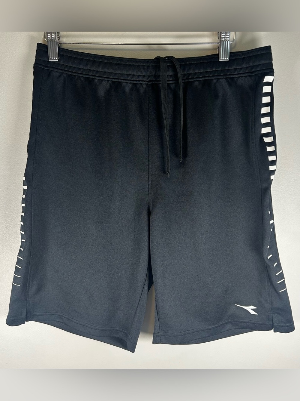 Diadora Men’s Shorts Size M Athletic Soccer Football Mesh Running Training EUC